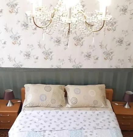 Apartament Centr On Ekaterininskaya 24 *